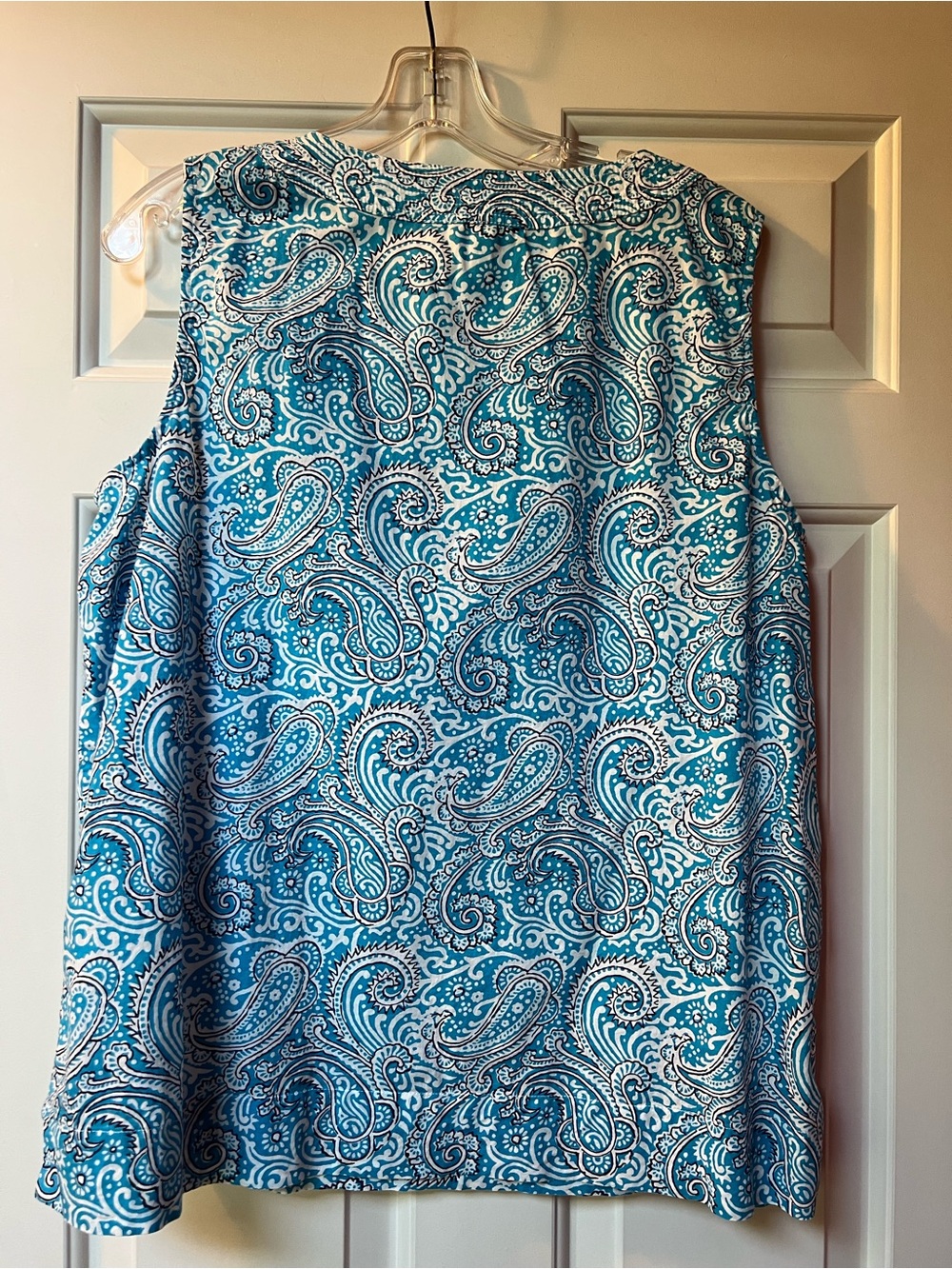 Talbots Blue and White Paisley Sleeveless Tank - Picture 3 of 5